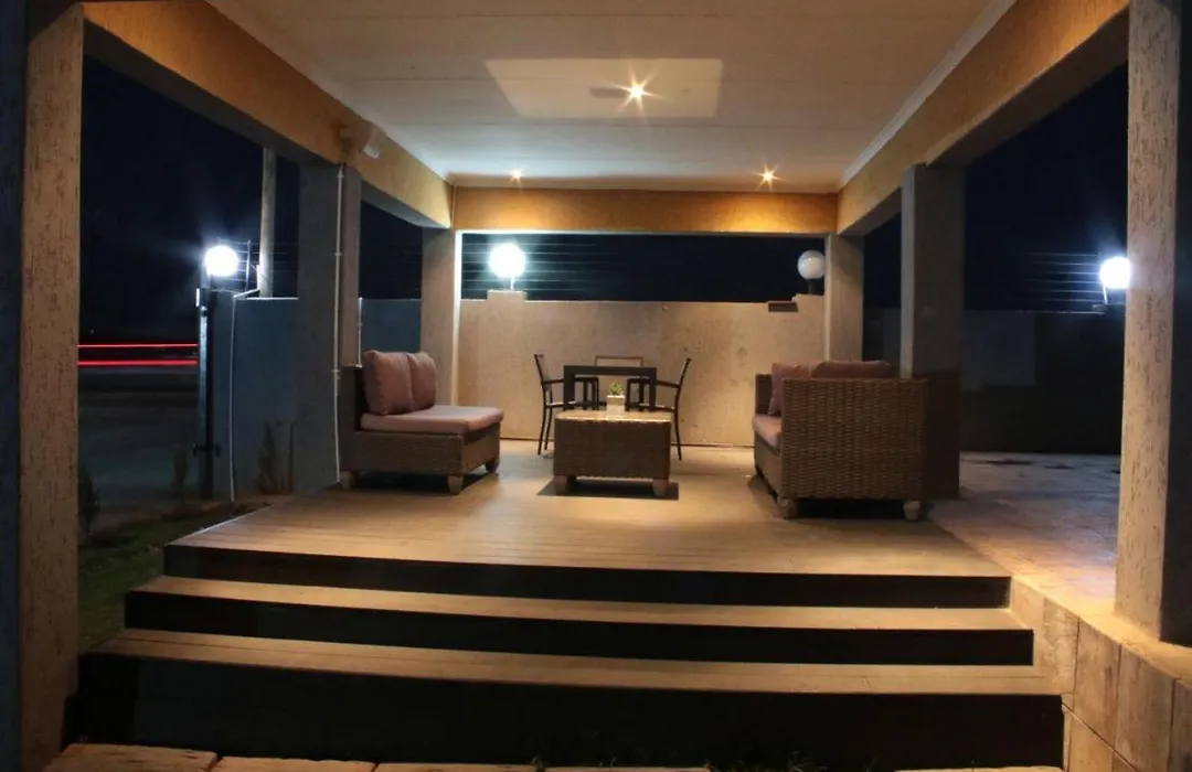 Lana'S Boutique Hotel-1